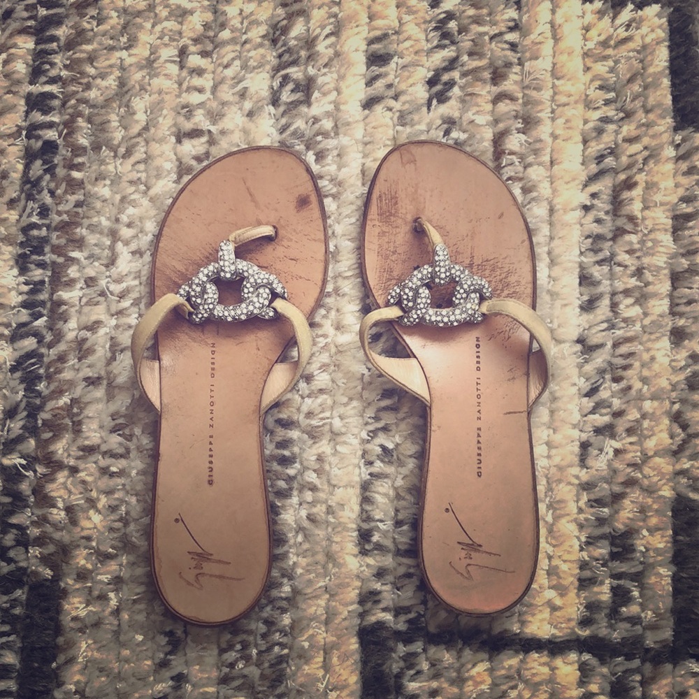 Giuseppe zanotti design flip flops